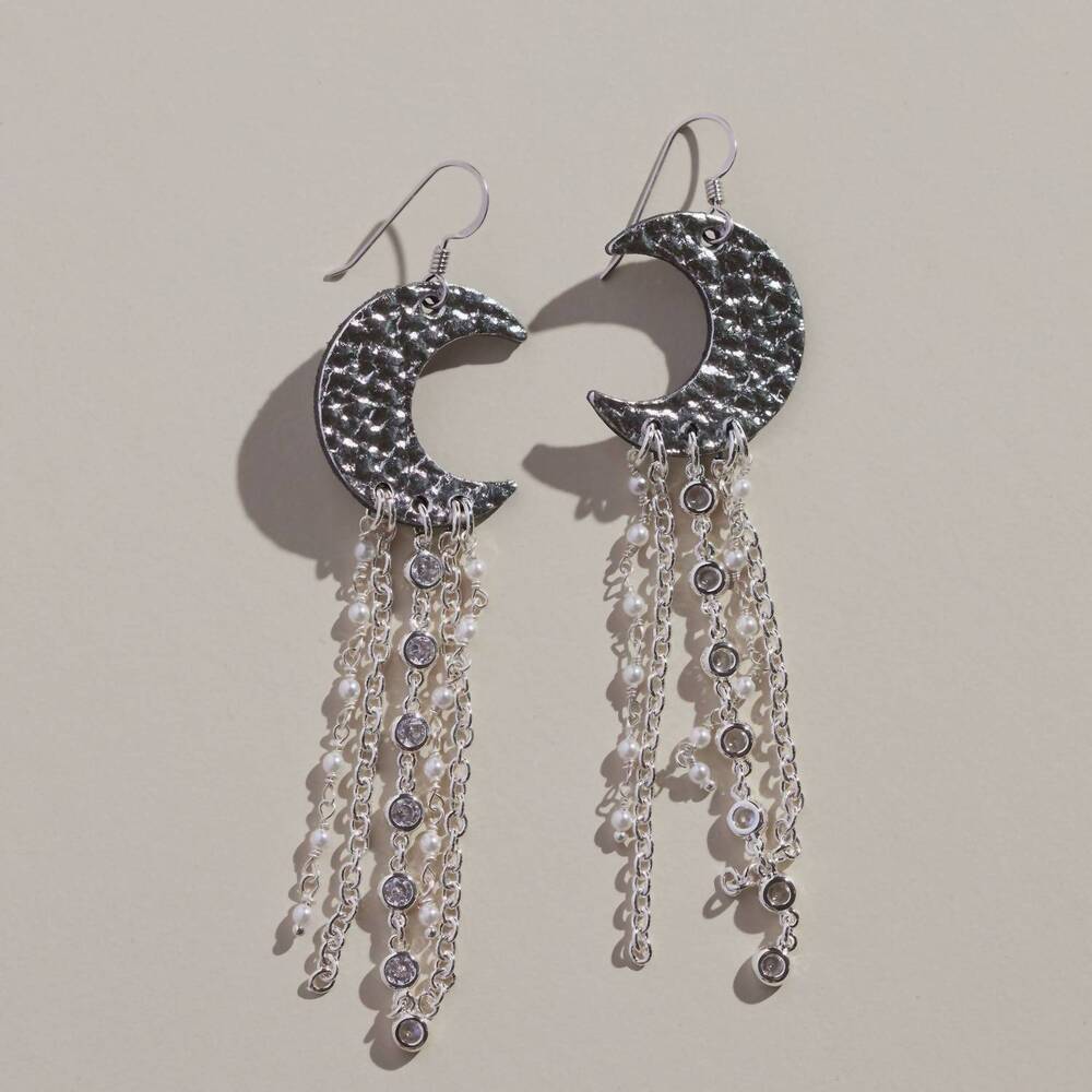 NEW NICKEL & SUEDE hammered athena earrings in silver